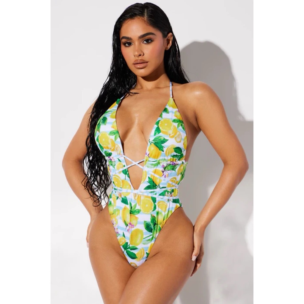 Fashion Nova Find Your Oasis One Piece Swimsuit 1X/2X NWT